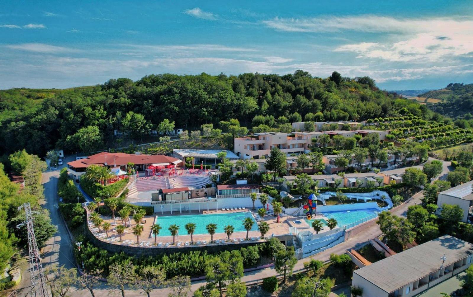 Centro Vacanze Mirage Torre di Palme Esterno foto